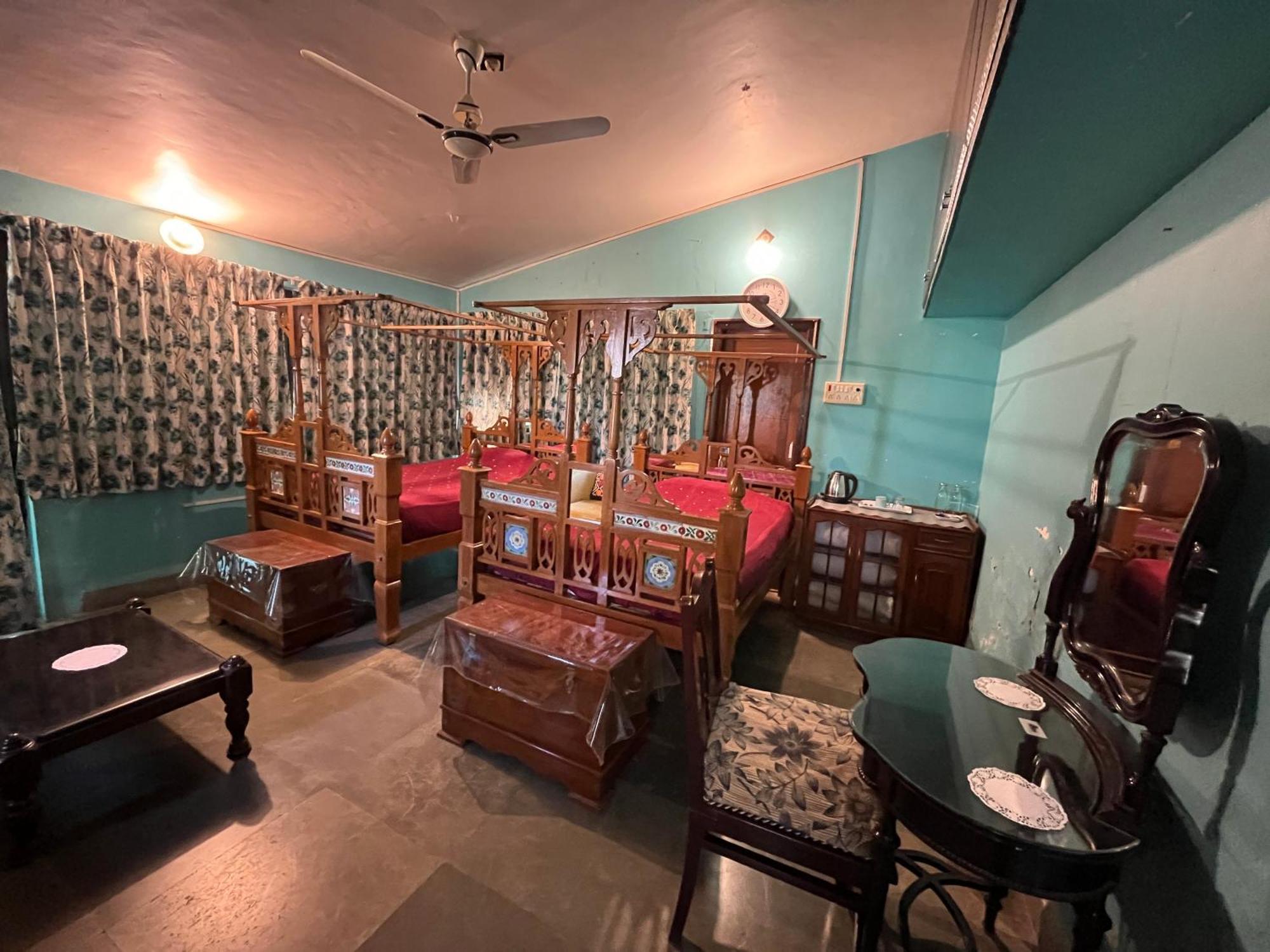 Sharad Baug Homestay Bhuj Exterior foto