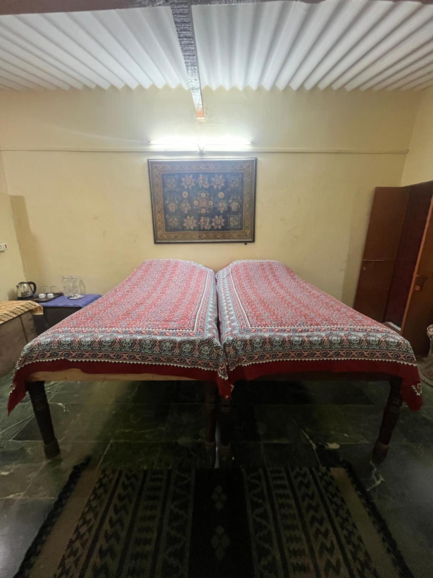Sharad Baug Homestay Bhuj Exterior foto