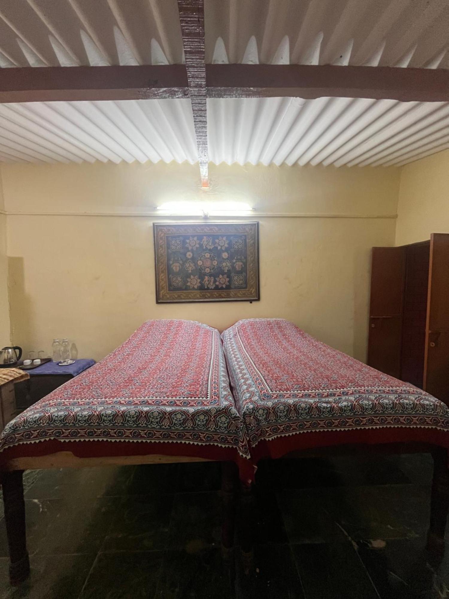 Sharad Baug Homestay Bhuj Exterior foto